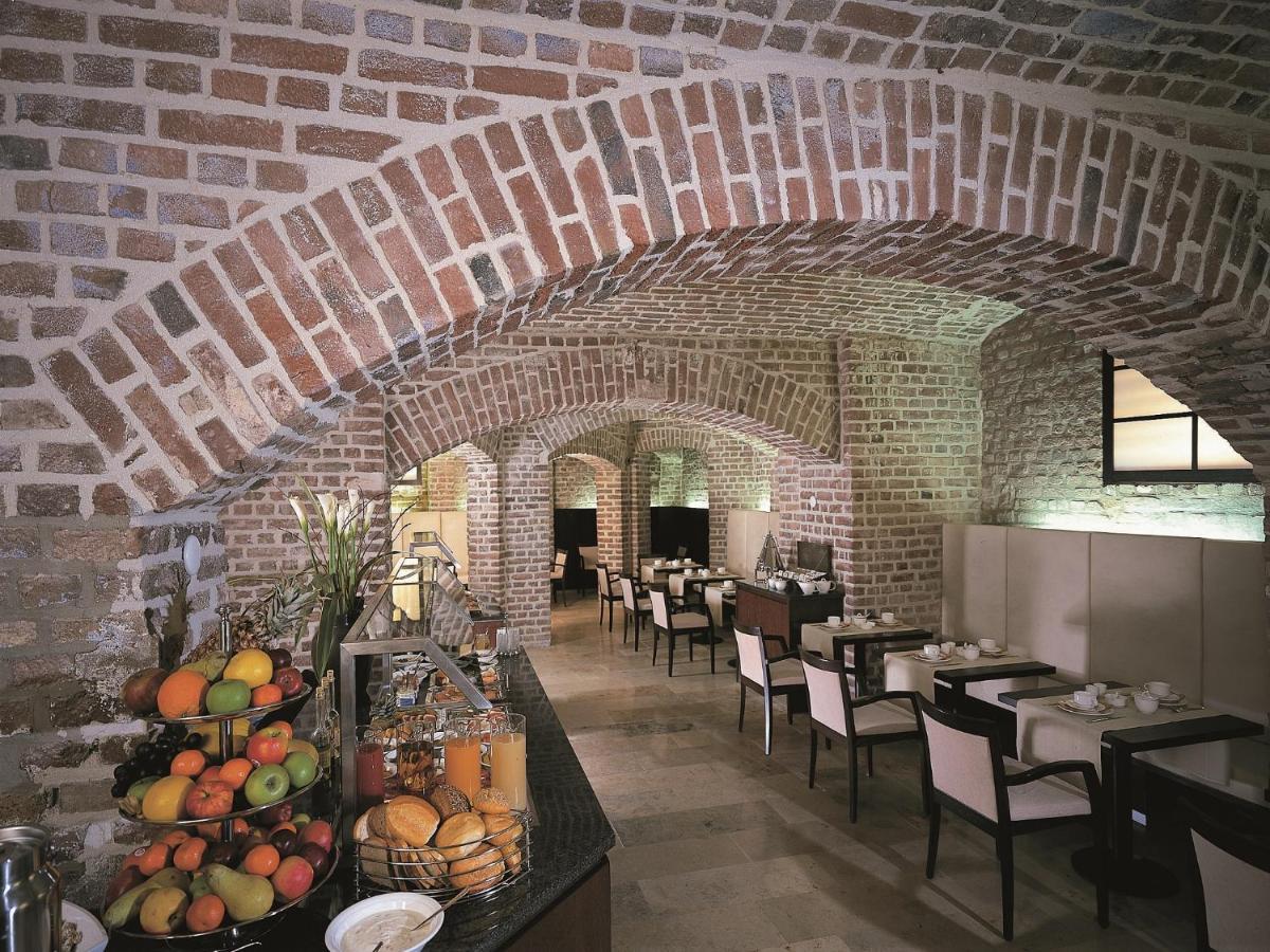 Devin Art Hotel Dusseldorf Ngoại thất bức ảnh